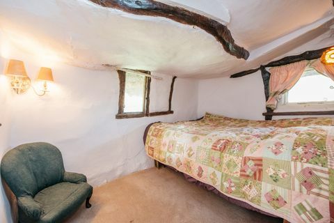 The Hovel - Ludgershall - bedroom - OnTheMarket.com