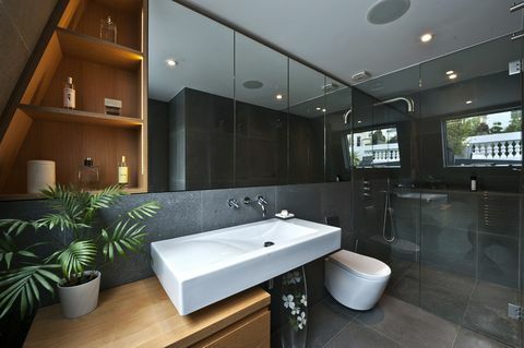 44 Holland Park Mews - London - bathroom - Lurot Brand