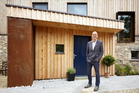 Grand Designs Series 15: كيفن مكلود يزور مقاطعة داون