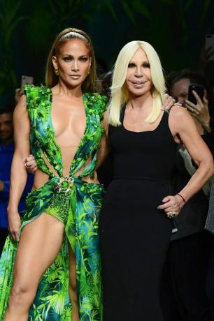 FASHION-إيطاليا-WOMEN-VERSACE